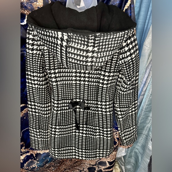 IZ Byer Plaid Pea Coat Jacket w/ Oversized Hood. Size X-Small - Picture 8 of 15